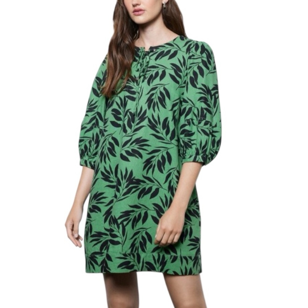 Who What Wear Green and Black Leaf Print Dress